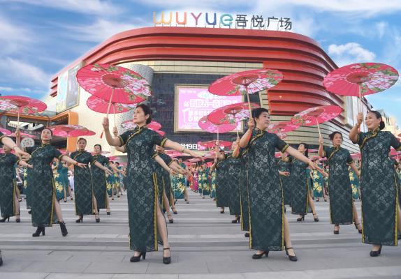 吾悅廣場慶五一大型文藝匯演