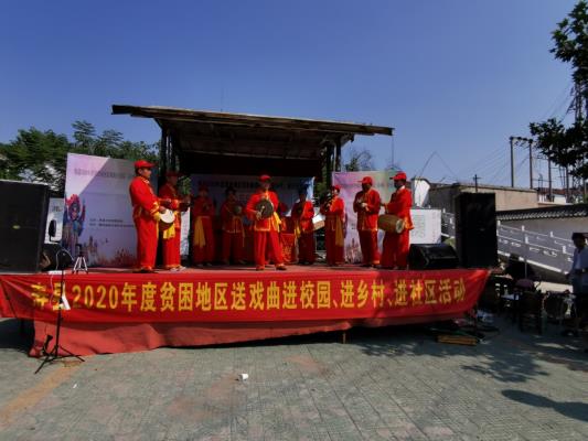壽縣文化旅游局與百靈鳥(niǎo)灶劇團(tuán)舉辦送戲曲進(jìn)校園 進(jìn)鄉(xiāng)村 進(jìn)社區(qū)文化活動(dòng)