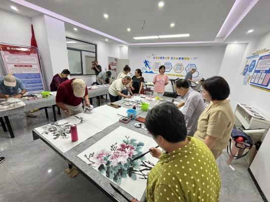 田家庵區新淮街道文化社區關工委開展  “書墨飄香”書畫活動