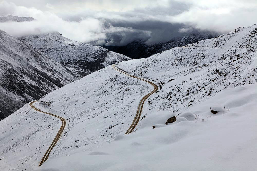 驢行川藏第一險——翻越冰雪覆蓋的雀兒山(組照)