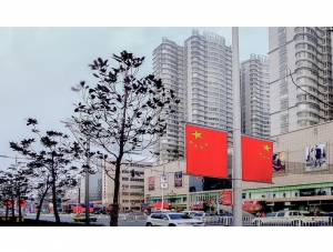 五星紅旗代表了強大，也展示了團結(jié)與和諧
